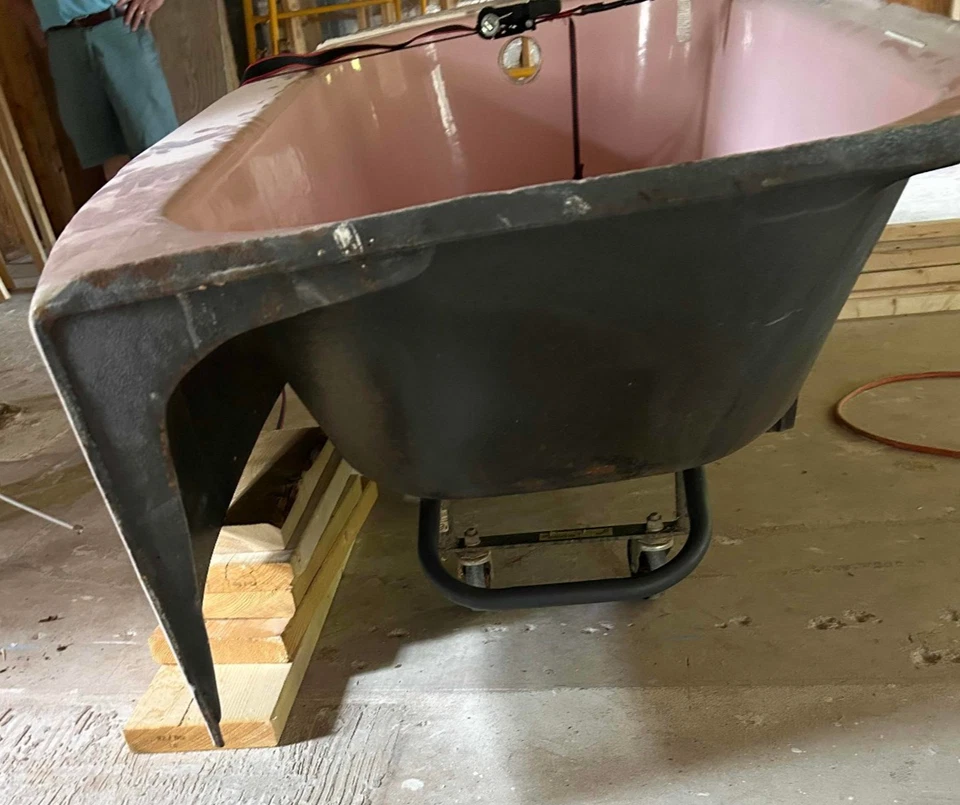 De colección 60x32 Hierro Fundido Concha Rosa Porcelana Grúa Criterio Bañera con Falda Foto 3 de 4