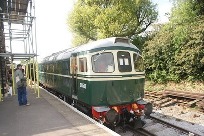 Foto A3 Ansicht eines Class 33 Diesel in Bereitschaft bei Ongar #3 Chipping Ongar c2017