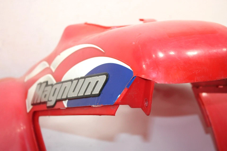 02 Guardabarros delantero Polaris Magnum 325 4x4 Freedom OEM 2632301-288 AP36 Foto 3 de 4