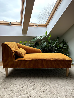 Elegante Recamiere Cordstoff  Moderne Chaiselongue nach Maß