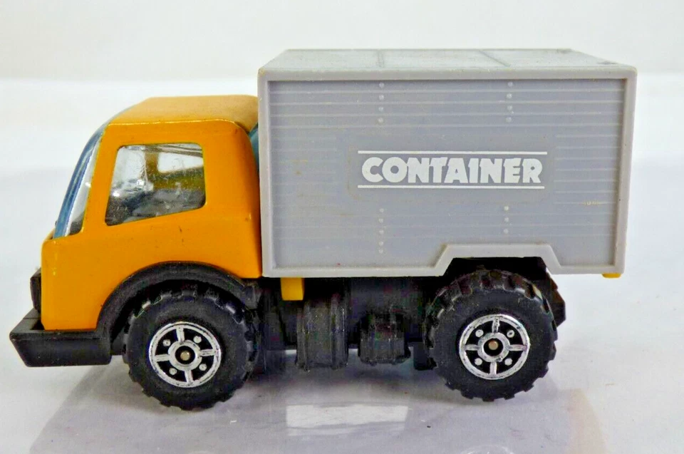 Camión de reparto contenedor de hojalata Tonka camión de colección amarillo coche de juguete Hong Kong Foto 2 de 4