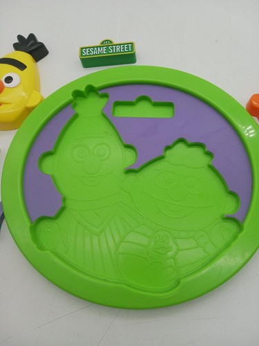 2000 Mattel Sesame Street Plastic 3D Puzzle COMPLETE Burt & Ernie Rubber Ducky - Picture 3 of 5