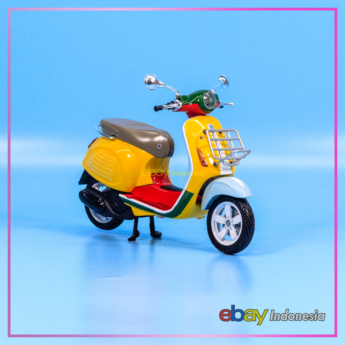 Maisto Custom Vespa Primavera 150 Sean Wotherspoon Diecast Motor - Main Image
