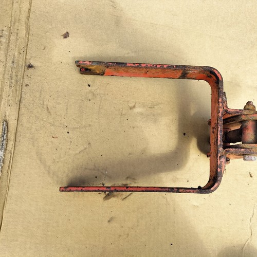 Niemeyer Heuwender HR521 Radgabel 015076 Für 16x6.50-8 Bereifung Radaufhängung - Bild 2 von 9