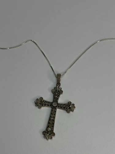 925 Sterling Silver Diamond Cross Necklace Length 30 Inch - Picture 2 of 9
