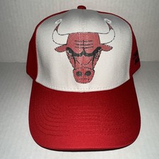 NBA Chicago Bulls Cap/Hat. Adjustable. 2010s NBA Official. Style NZN72 NEW 