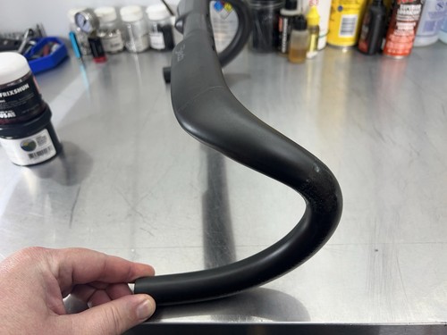Deda Superzero DCR Carbon Handlebar POB 44cm Internal Routing 31.7 Brand New - Picture 2 of 12