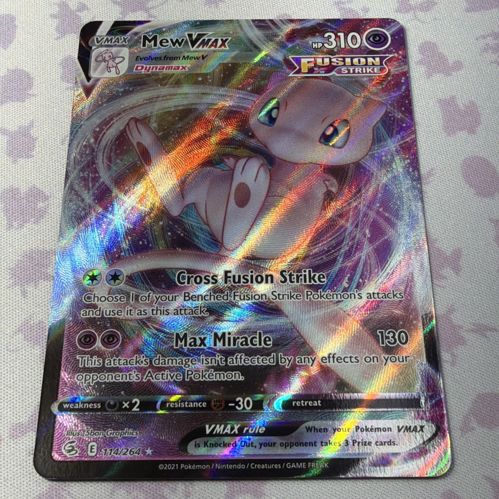 Mew VMAX 114/264 Holo VMAX Rare Fusion Strike Pokemon Near Mint