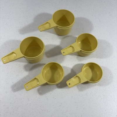 Tupperware Measuring Cups 3/4 2/3 1/2 1/3 1/4 765-2, 762-2, 764-2, 766-2, 761-2