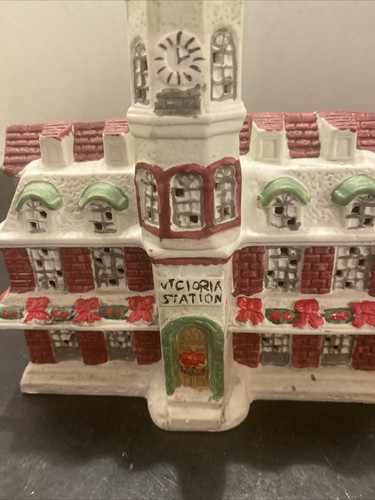 RARE Lemax Victoria Station Lighted Christmas Holiday Village House Decor Ln - Picture 4 of 14