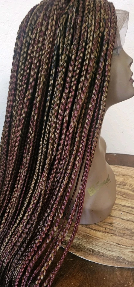 Pelucas largas trenzadas para mujer Foto 3 de 4