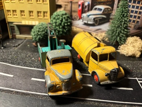 Vintage DINKY TOYS COMMER TOW TRUCK & BEDFORD REFUSE VAN