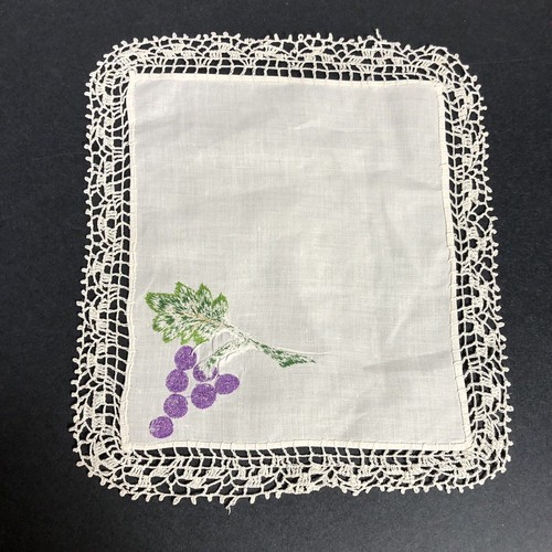 Vintage Small Table Topper Linens Square Purple Grapes Red Flowers Crochet Edge - Picture 13 of 15