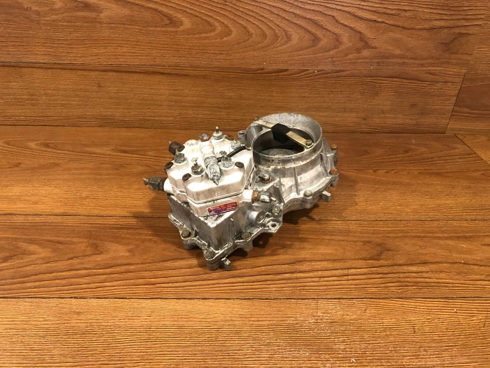 MERCEDES BENZ W123 W126 R107 280SL 280SEL 280CE DISTRIBUIDOR DE INYECCIÓN DE COMBUSTIBLE OEM Foto 2 de 4