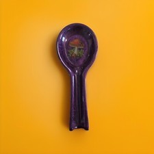 Kitchen spoon holder