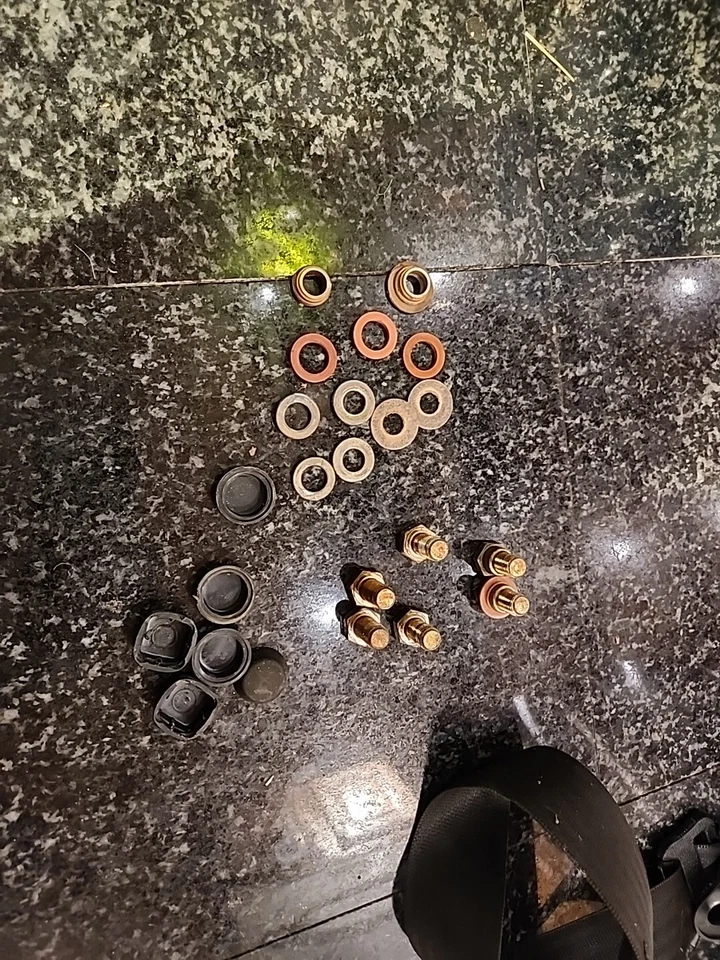 Tapas de herrajes cinturón seguridad izquierdo derecho mercedes 450s originales 1977-1981 OEM funcionando Foto 2 de 4