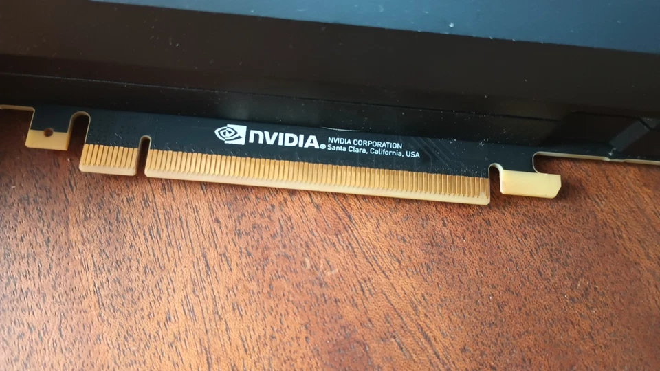 NVIDIA Quadro P5000 16GB GDDR5x Graphics Card - Image 3 of 4