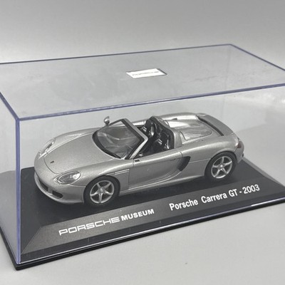 Porsche Carrera GT 2003 Silver Welly 1:43 Porsche Museum Die Cast