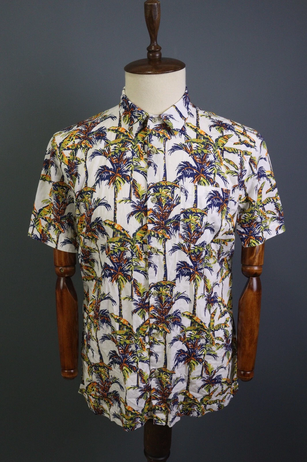 Porter+Ash Beach Tree Printed Short Sleeve Button Down Shirt Size L