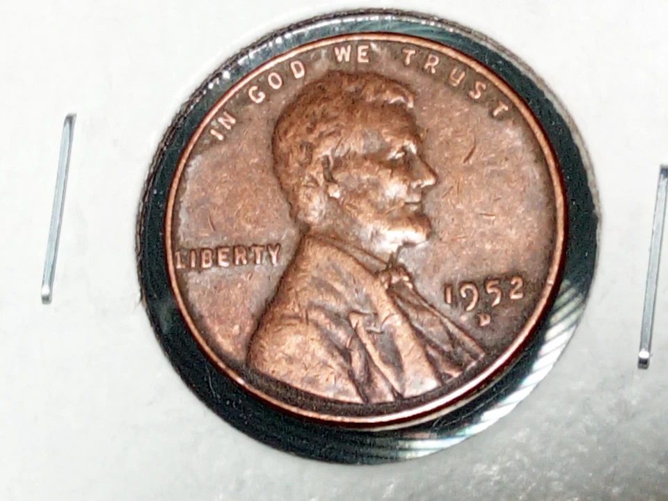 Mint Error Coin 1952 Denver Copper Lincoln Wheat Ear 1c Cent Misplaced Mint Mark - Image 2 of 4