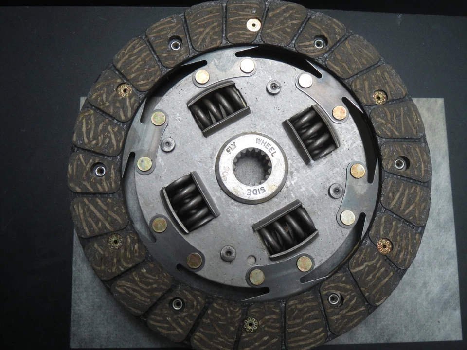 Clutch Disc for 1979-1980 Fiat X1/9 1984-1987 Bertone X1/9 - Made in England - Изображение 2 из 4