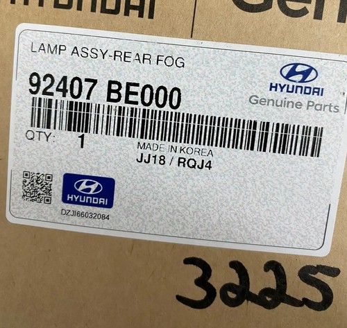 Original Hyundai rear fog lamp Hyundai Kona 92407BE000 - Picture 2 of 7