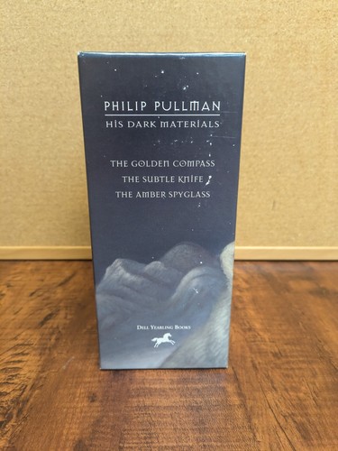 His Dark Materials 3-Book Paperback Boxed Set Philip Pullman Golden Subtle Amber - Picture 10 of 12