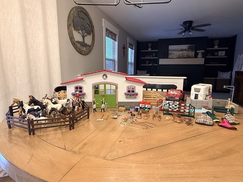 Schleich Horse Riding Center, Truck & Trailer, Bunch Of Horses And Accessories