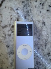 Apple iPod Nano 2nd Generation Silver 2GB Model Number A1199