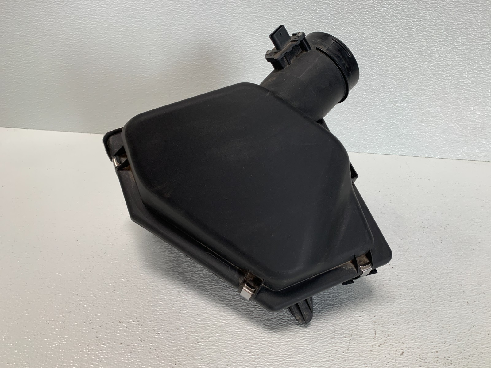 16-18 BMW M240i 340i F30 ENGINE AIR INTAKE MUFFLER FILTER CLEANER BOX OEM #A0.13