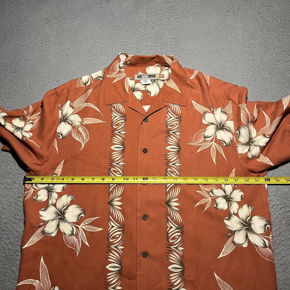 Camisa Hawaiana Quicksilver Para Hombre Mediana Seda Floral Cómoda Relajada Manga Corta Foto 4 de 4