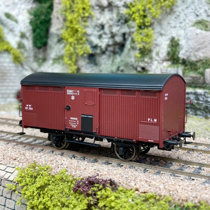 Wagon couvert primeur rouge Sideros REE WB758 HO 1/87 PLM Ep II