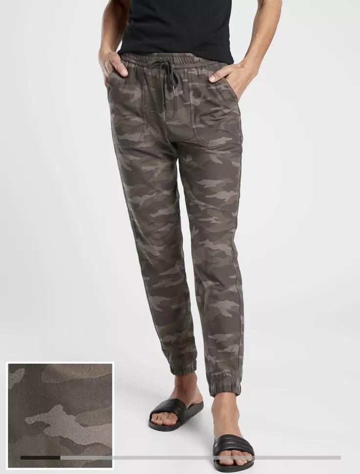 NWOT Athleta Camo Farallon Jogger Pants Olive 2 Camp Hike Sport