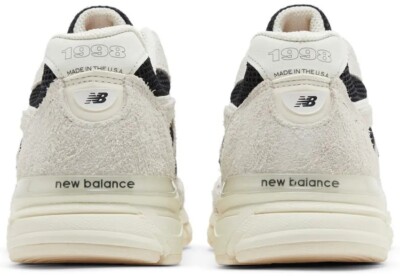 🔥 Size 8 - New Balance 990V4 