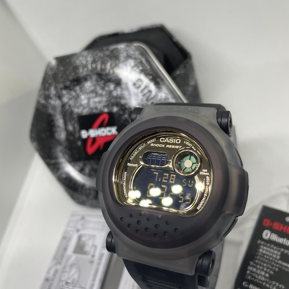 カシオ G-SHOCK G-B001MVB-8JR s-l1200.jpg