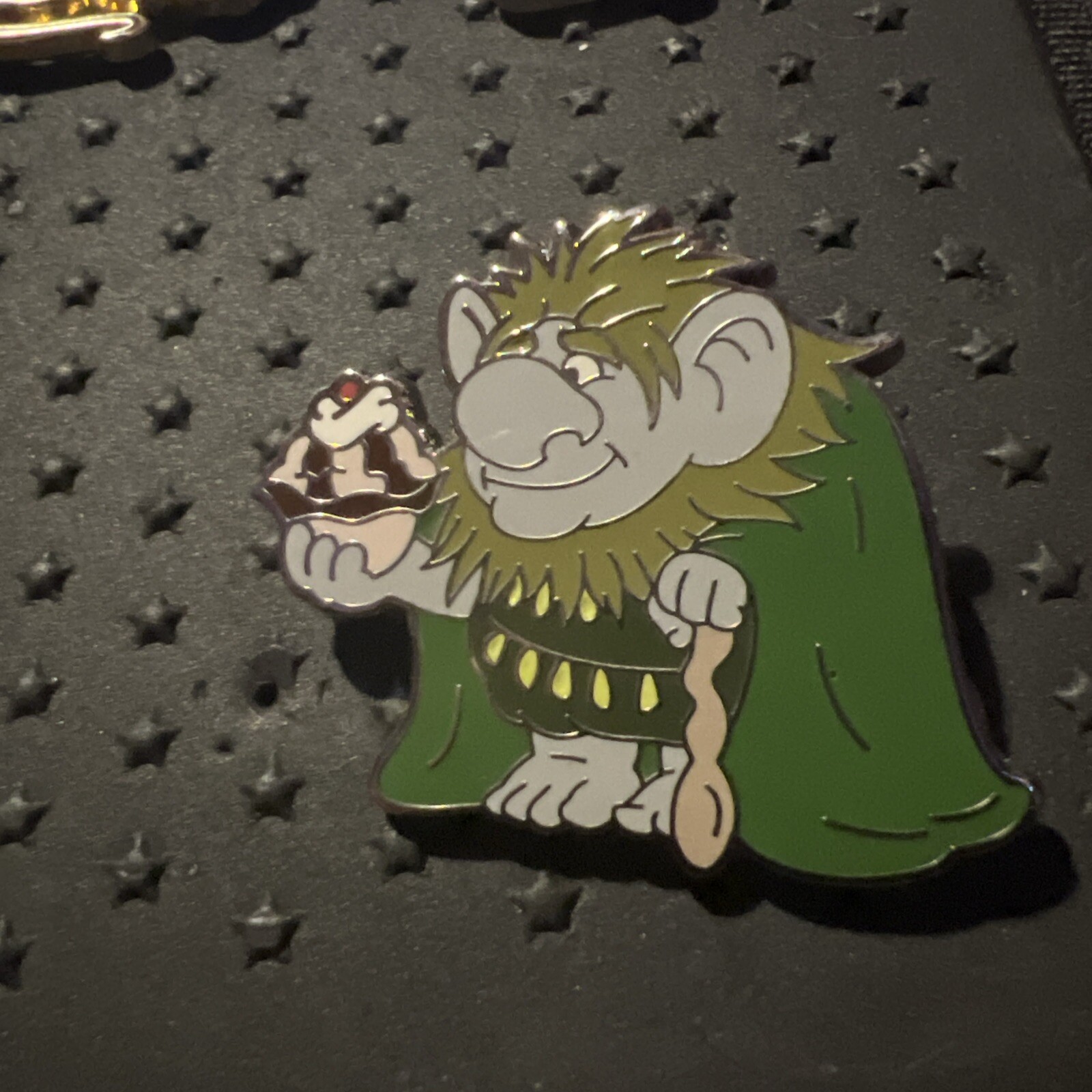 DSF DSSH Trader Delight Grand Pabbie LE 500 Disney Pin 111190