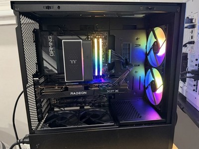   *NEW* Custom Gaming PC | Ryzen 7 7700X | RX 6700 XT 12GB | 32GB DDR5  