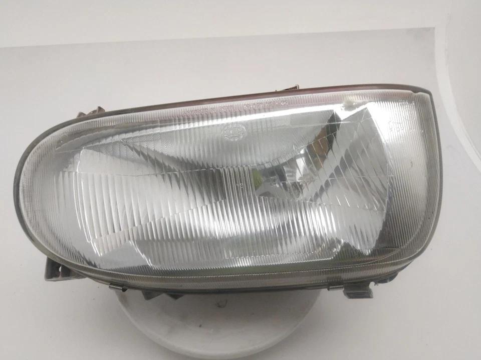 Faro delantero derecho VOLKSWAGEN GOLF O/S 1992-1998 5 puertas hatchback   Foto 4 de 4