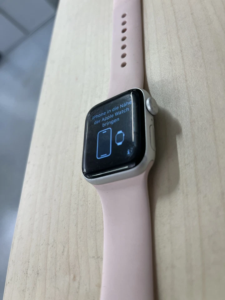 Apple watch se 40mm (1. generation) Apple Watch SE (GPS, 40 mm) Aluminiumgehäuse - Bild 3 von 4