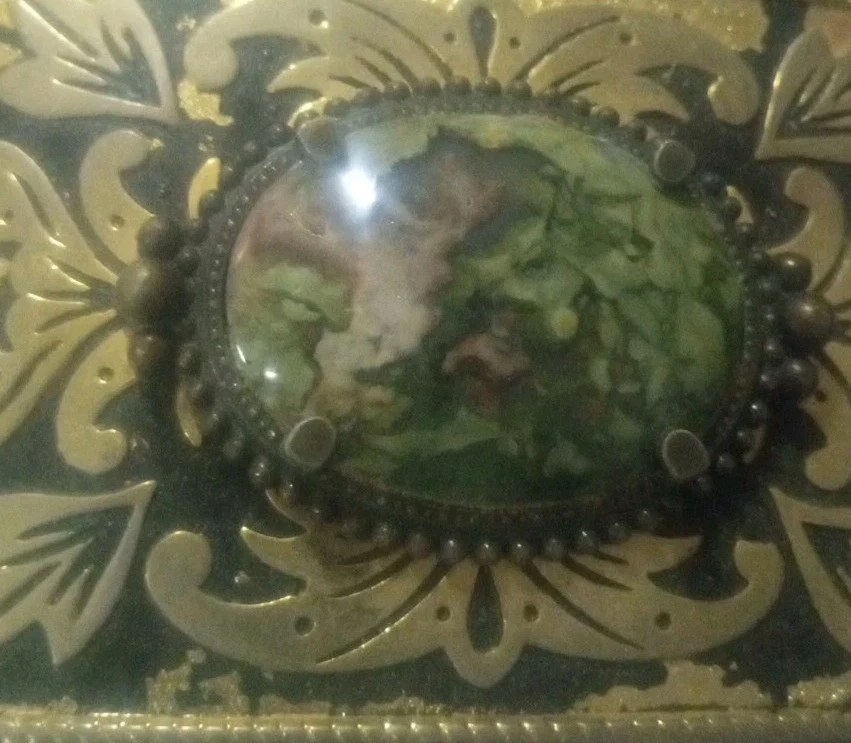 Floral Design with Stone Gold Tone WESTERN BELT BUCKLE Vintage - Image 4 of 4