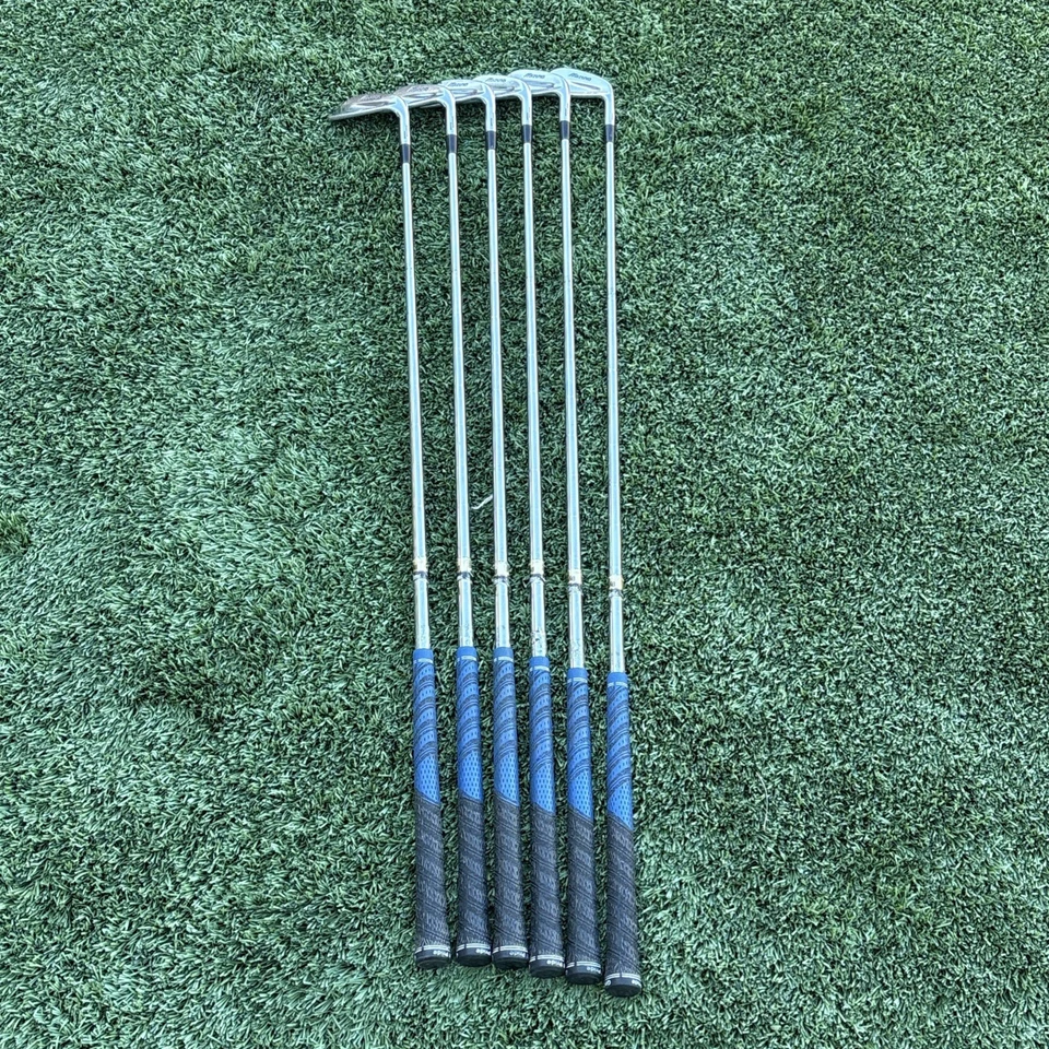 Mizuno MP-32 Hierros 4i-9i Dynamic Gold S300 Eje de Acero Rígido Golf Pride Grips Derecha Foto 2 de 4