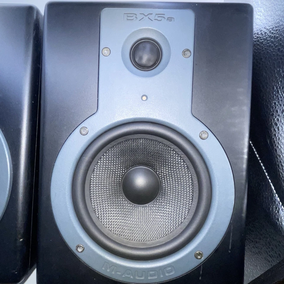 Pair of M-Audio Studiophile BX5a Deluxe Studio Monitors Speakers, Home Recording - Image 3 of 4