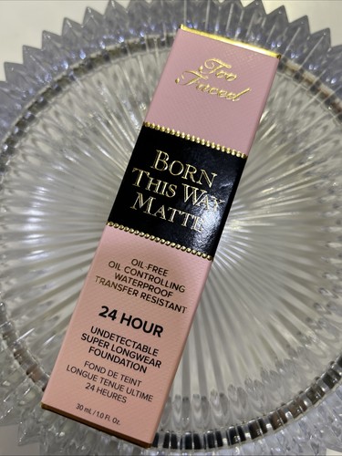 New Born This Way Matte 24 Hour Undetectable Foundation Spiced Rum 1,0 Fl Oz. - Bild 3 von 3