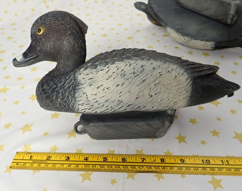 2 Vintage Duck Decoy Sport Plast Made in Italy with weight - Picture 2 of 13