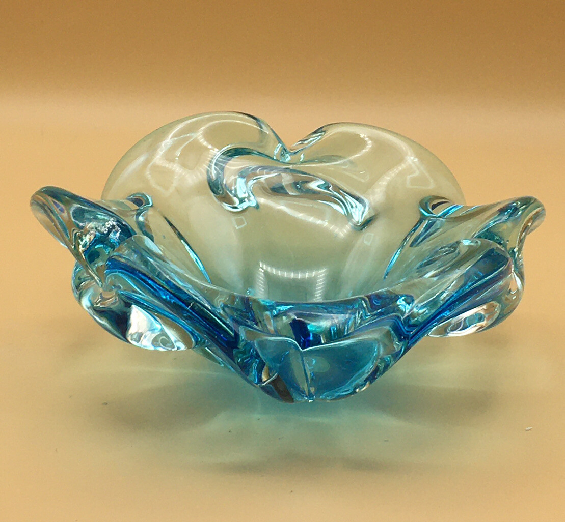 工芸品 Vetri Murano Ashtray 工芸品 Vetri Murano Ashtray Vintage Murano Art Glass Tri