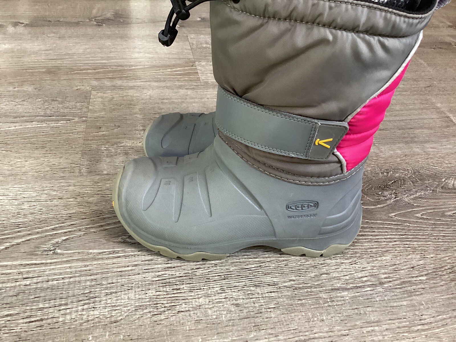 Stivali invernali KEEN Youth Limi II da bambina taglia 2 impermeabili 400 g stivali da neve isolati