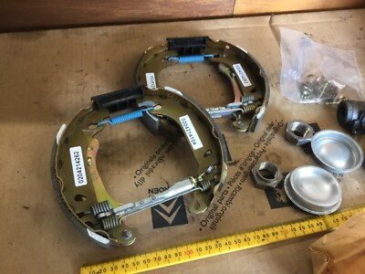 Genuine Peugeot 206 bosch brake shoe cylinder kit bosch 424212