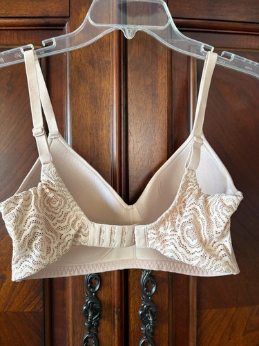 Chantelle French T-Shirt Bra Jolie Wirefree size 34DD Nude Blush - Picture 2 of 3