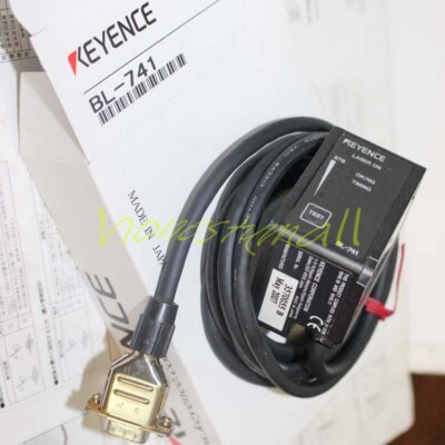 Ein KEYENCE BL-741 Große Entfernungen Laser Barcode Lesegerät Neu