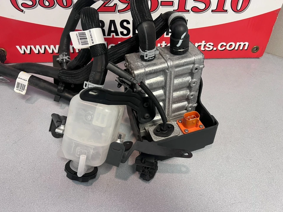 2023 CHEVY BOLT OEM Heater Coolant Heater GM Parts 42771255 (For: 2023 Chevrolet - Image 4 of 4